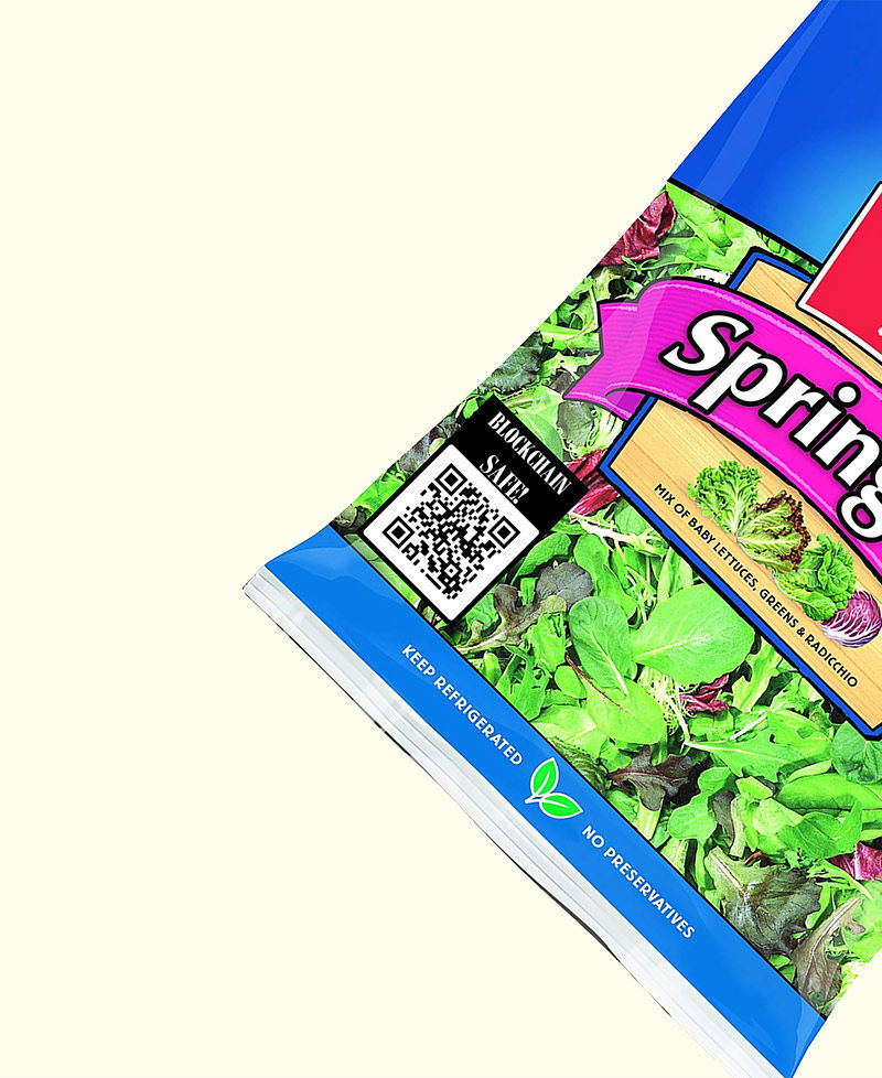 Retail pack of lettuce with a traceability QR code